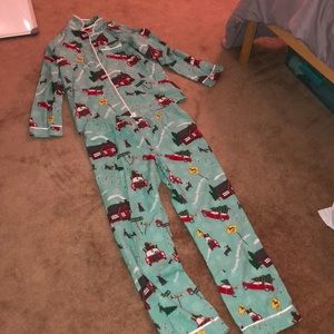 TWO sets of Christmas PJ’s  🎄
